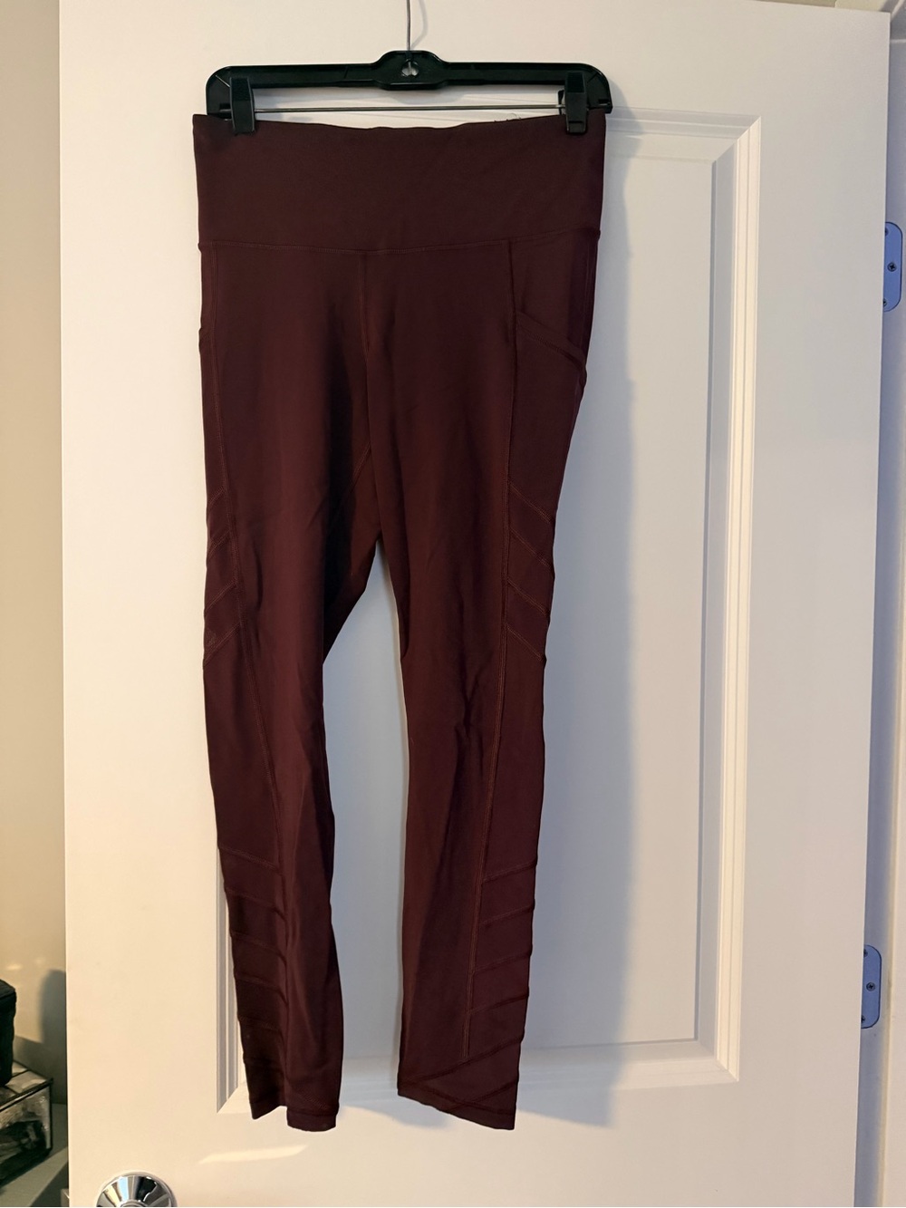 Athleta High-Waist Mesh Stash Pocket Leggings